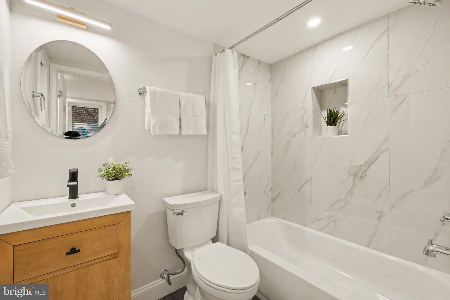 2613 Newton St Ne Property Photo 66