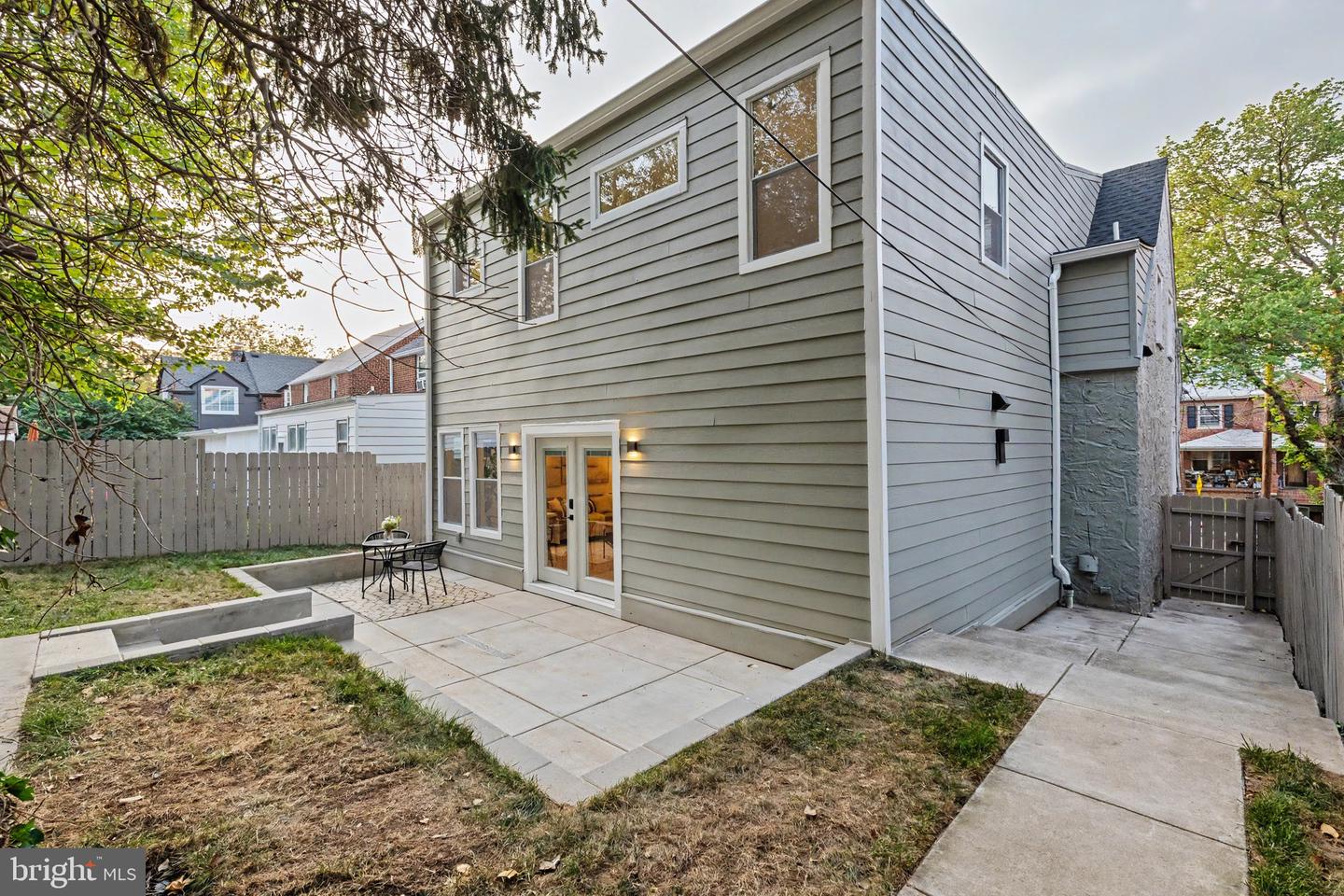 2613 Newton St Ne Property Photo 73