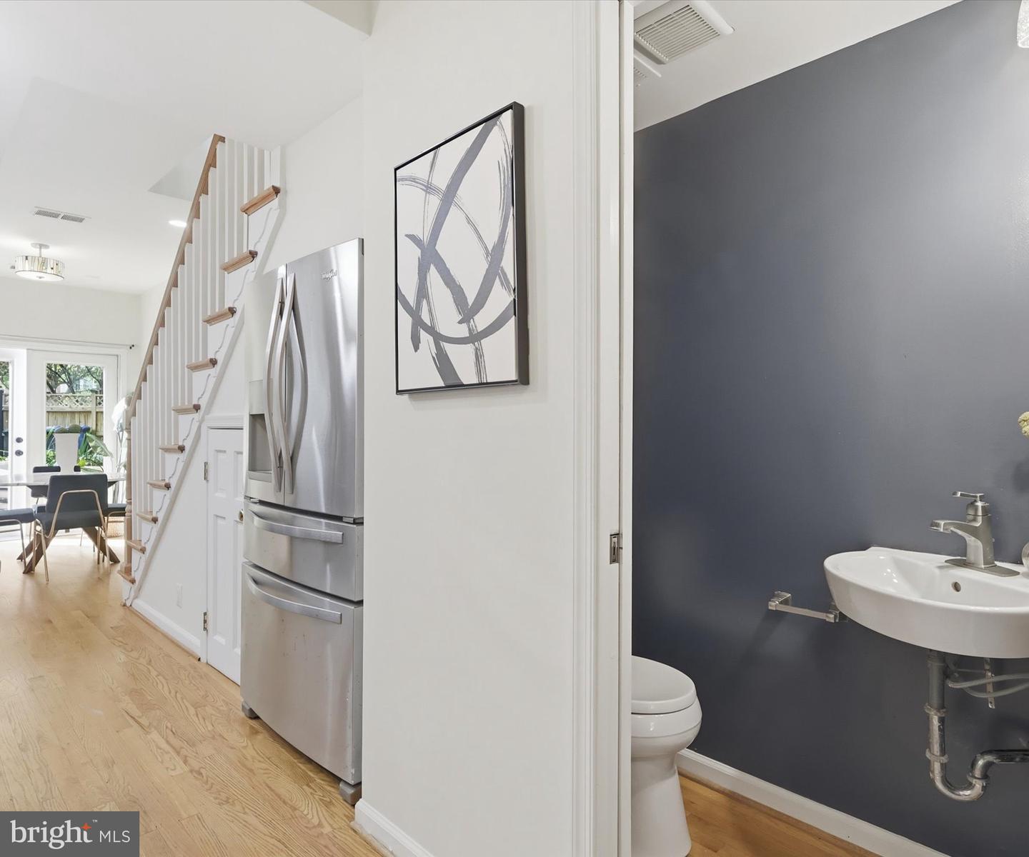 1225 Maryland Ave Ne Property Photo 6