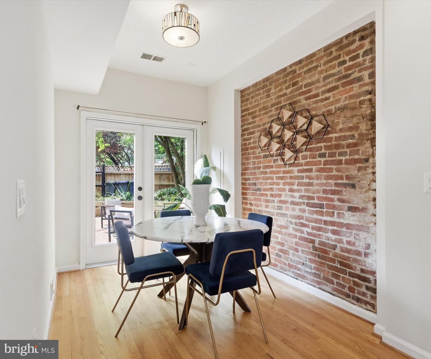 1225 Maryland Ave Ne Property Photo 11