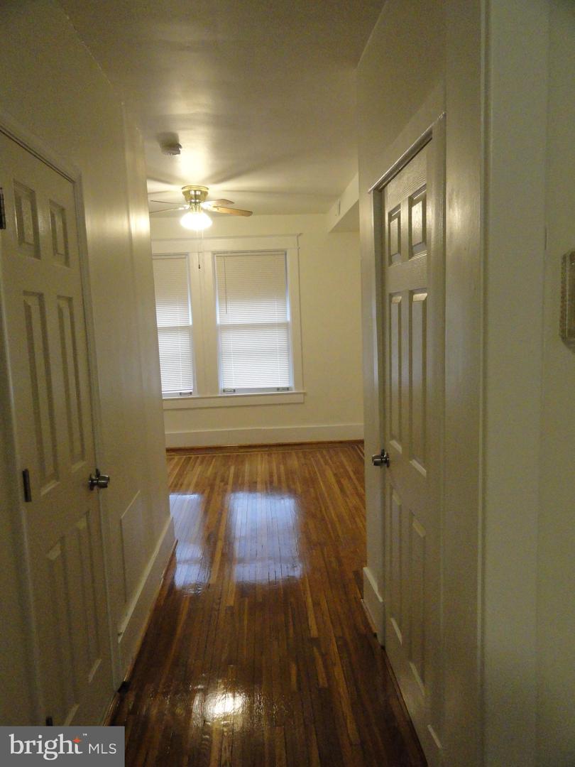 439 Quincy St Nw #1 Property Photo 6