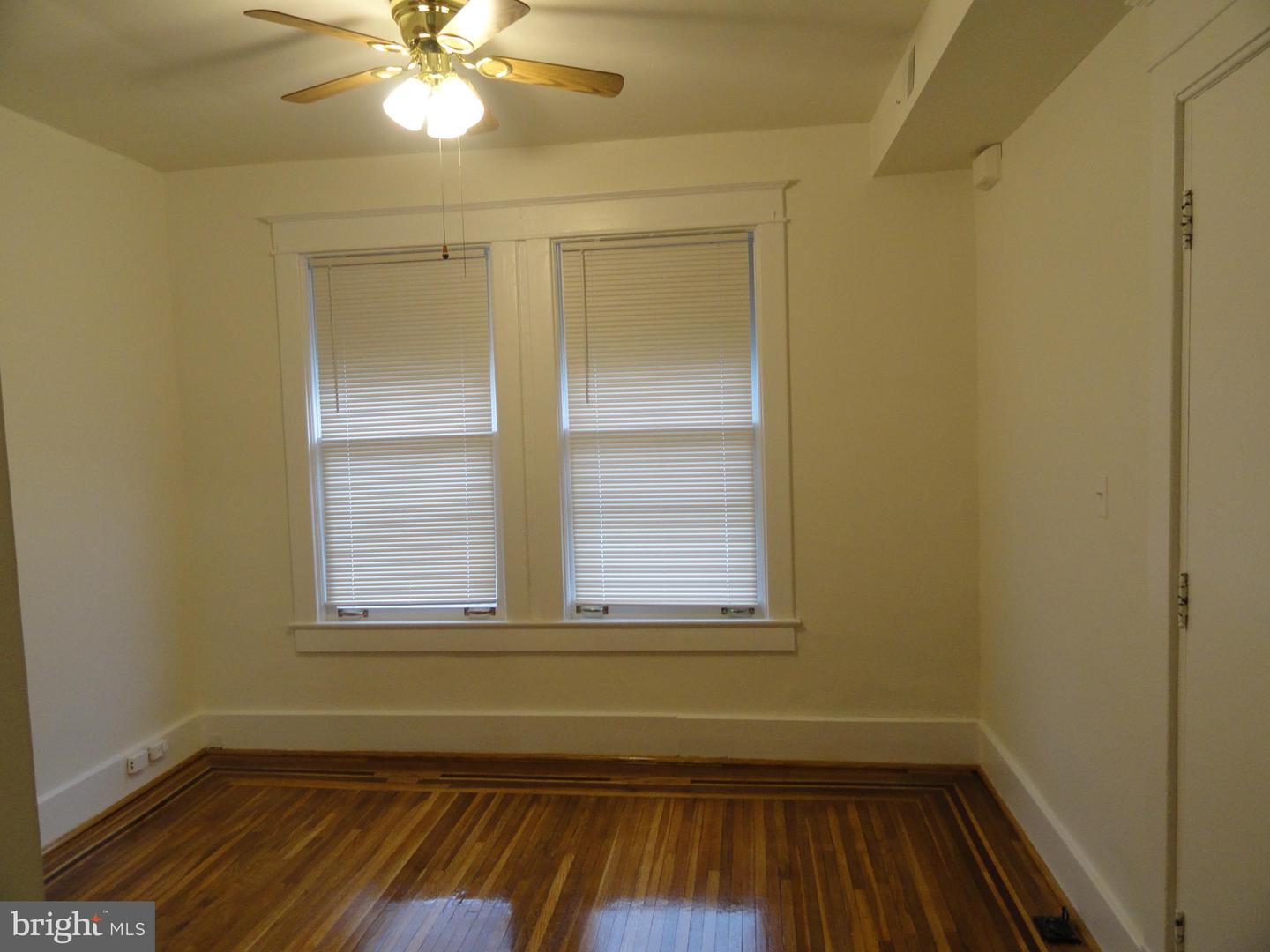439 Quincy St Nw #1 Property Photo 7
