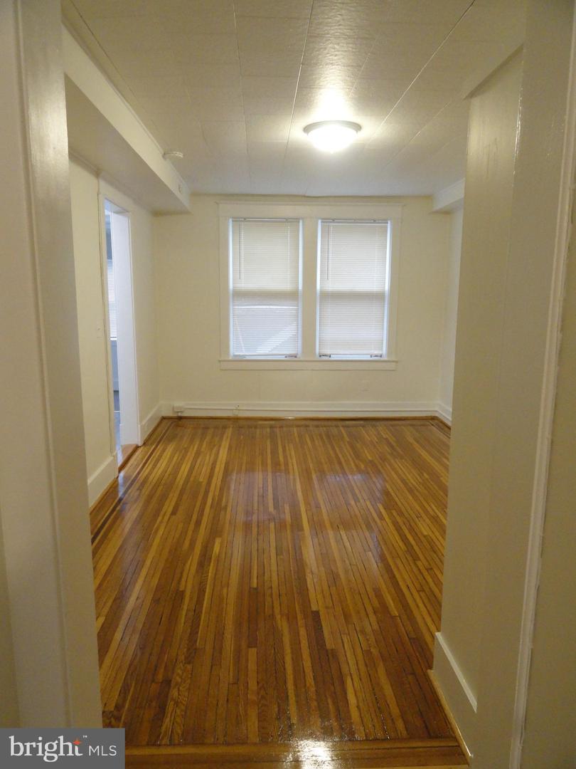 439 Quincy St Nw #1 Property Photo 12