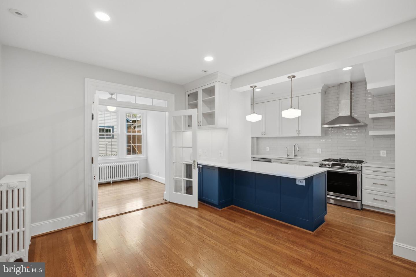 3839 Beecher St Nw Property Photo 5