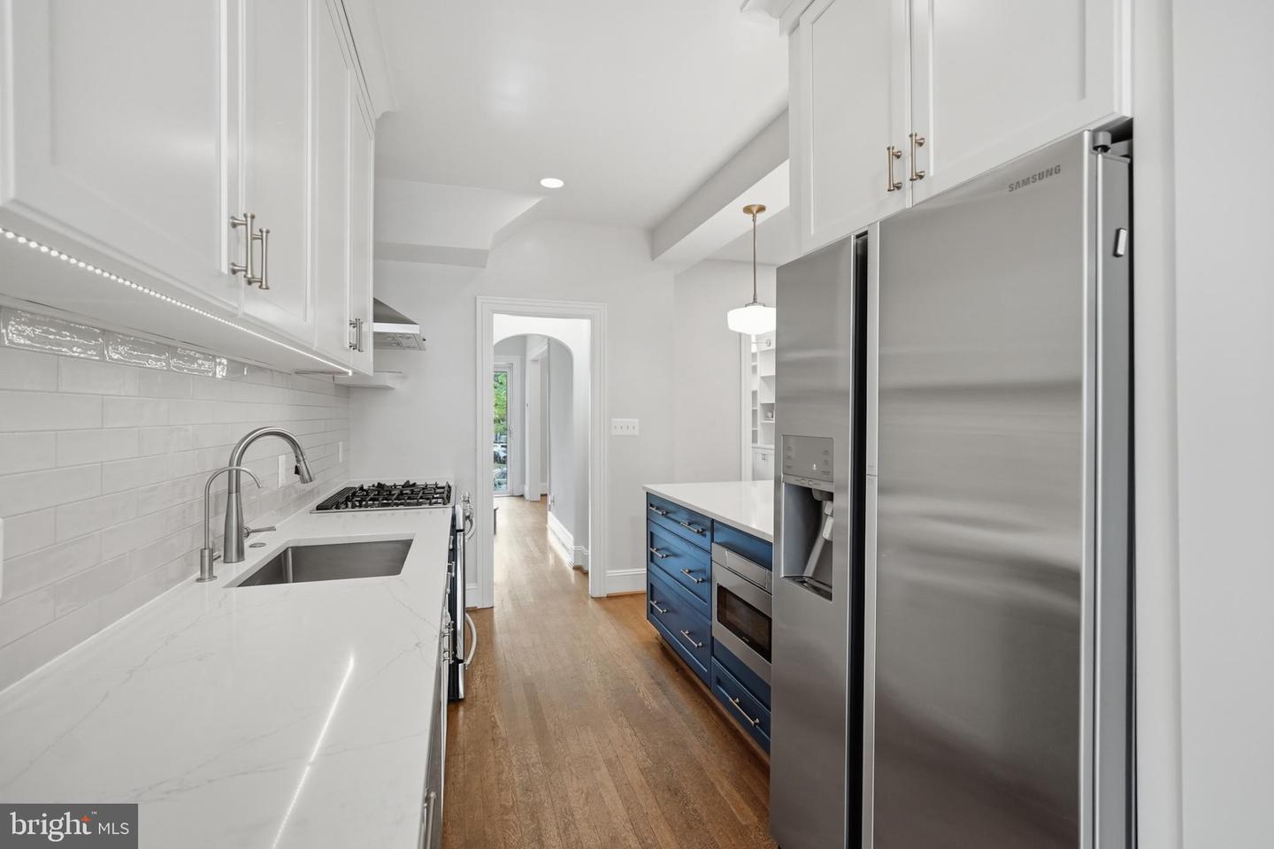 3839 Beecher St Nw Property Photo 11