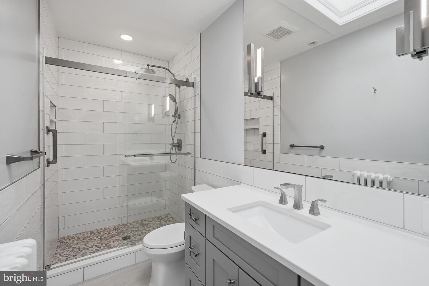 3839 Beecher St Nw Property Photo 28