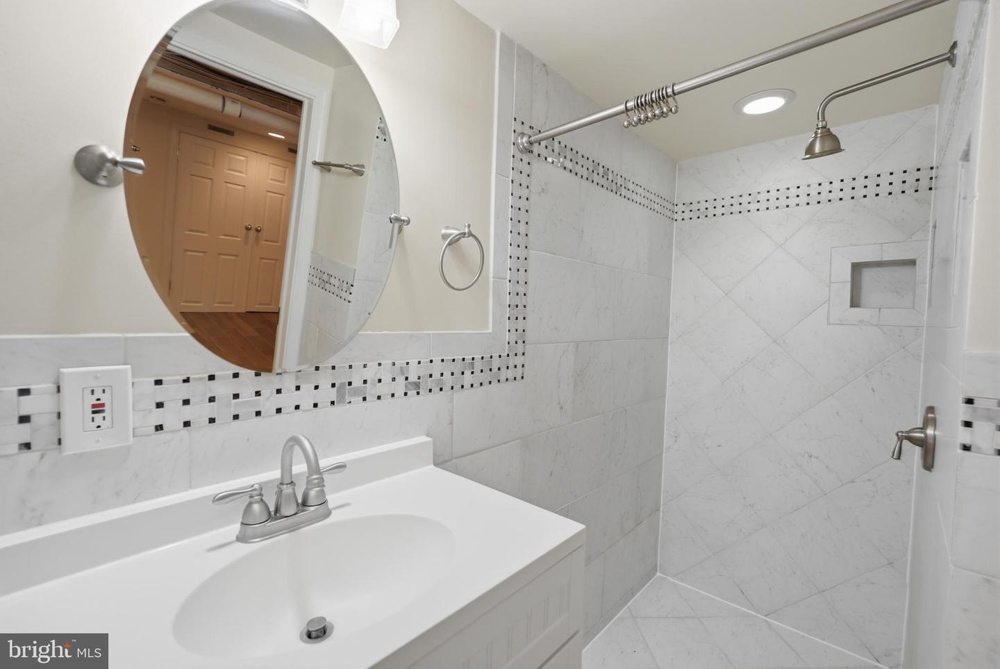 3839 Beecher St Nw Property Photo 29