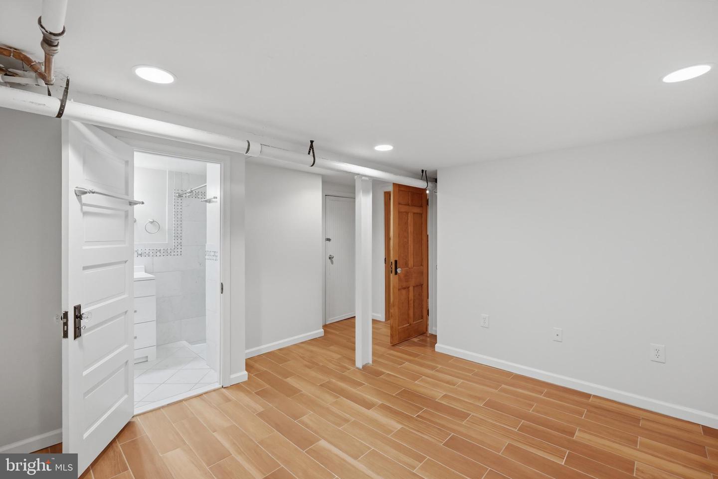 3839 Beecher St Nw Property Photo 31