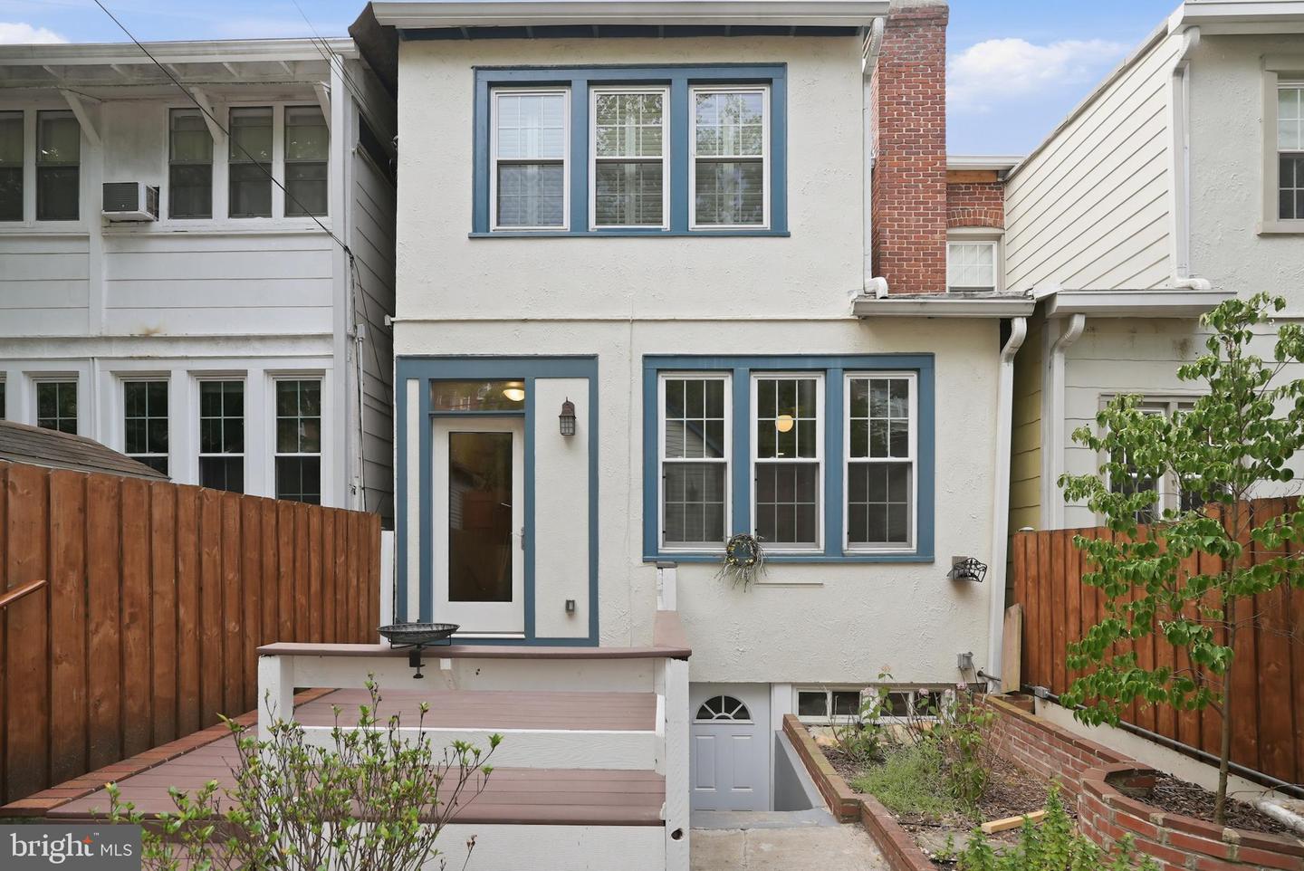 3839 Beecher St Nw Property Photo 40