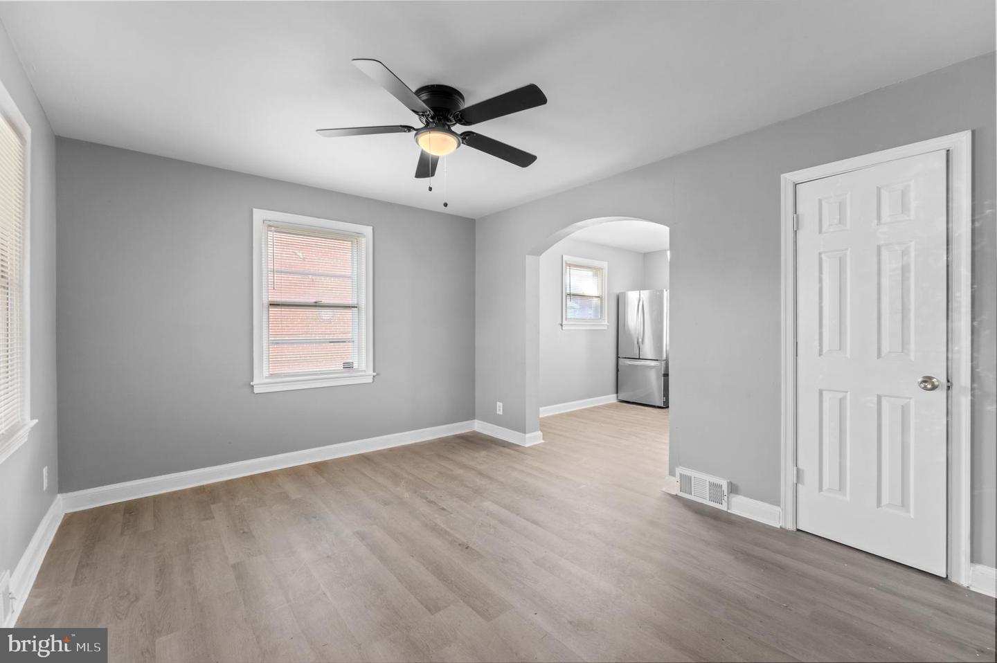 1811 T Pl Se Property Photo 7