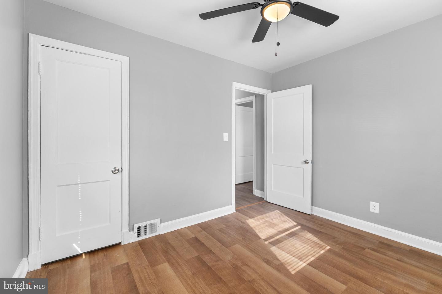 1811 T Pl Se Property Photo 21
