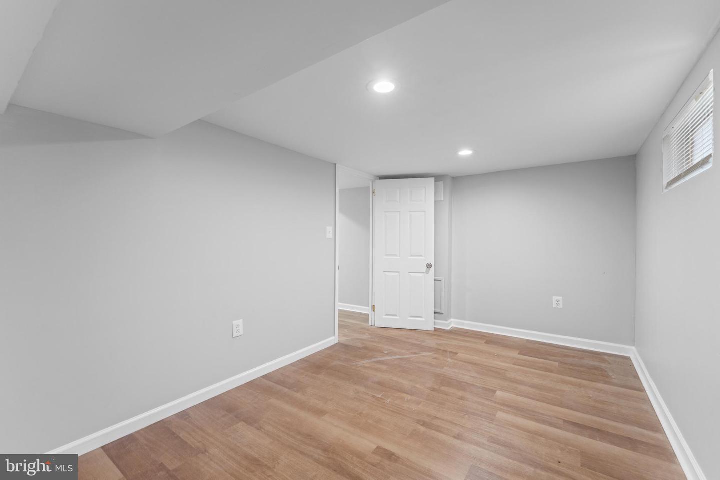 1811 T Pl Se Property Photo 25
