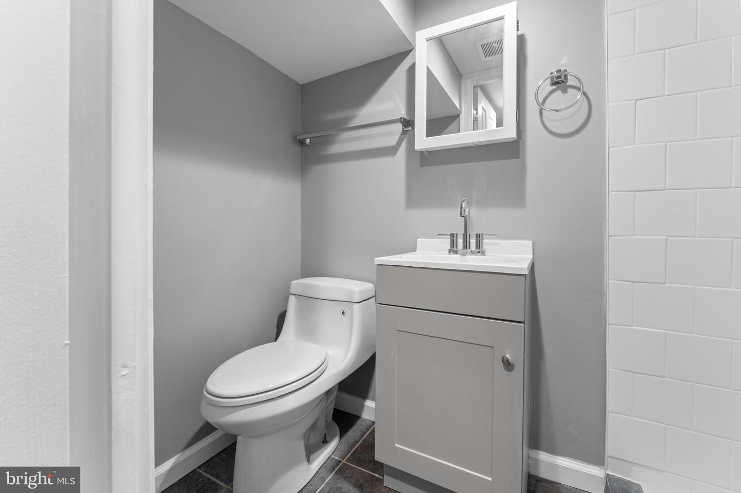 1811 T Pl Se Property Photo 27