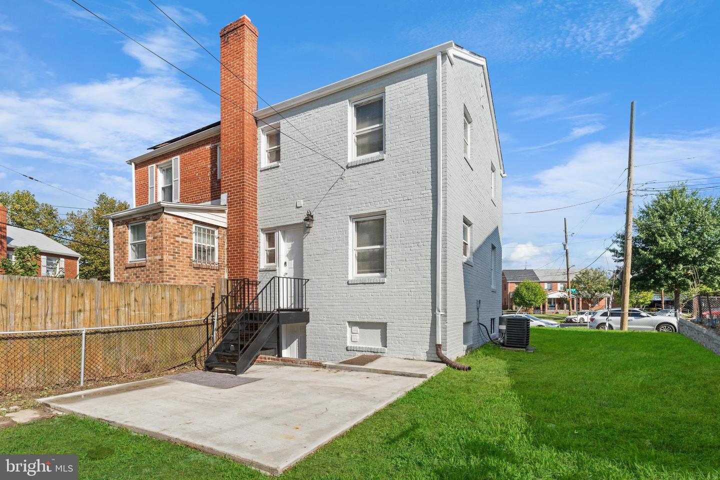 1811 T Pl Se Property Photo 33