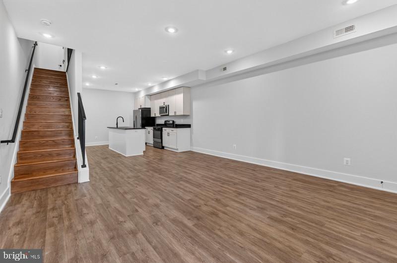213 Seaton Pl Ne #2 Property Photo 8