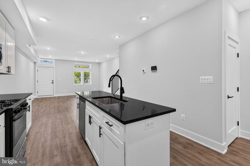 213 Seaton Pl Ne #2 Property Photo 13