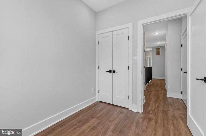 213 Seaton Pl Ne #2 Property Photo 27