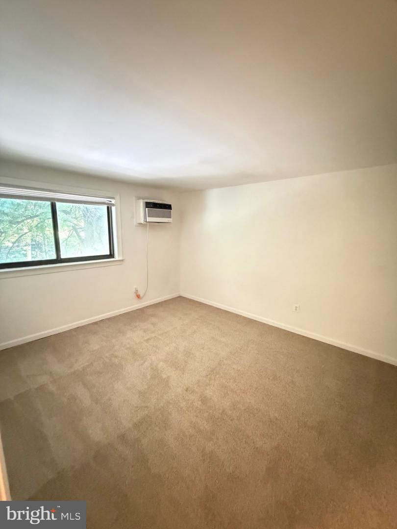 3107 Naylor Rd Se #301 Property Photo 4