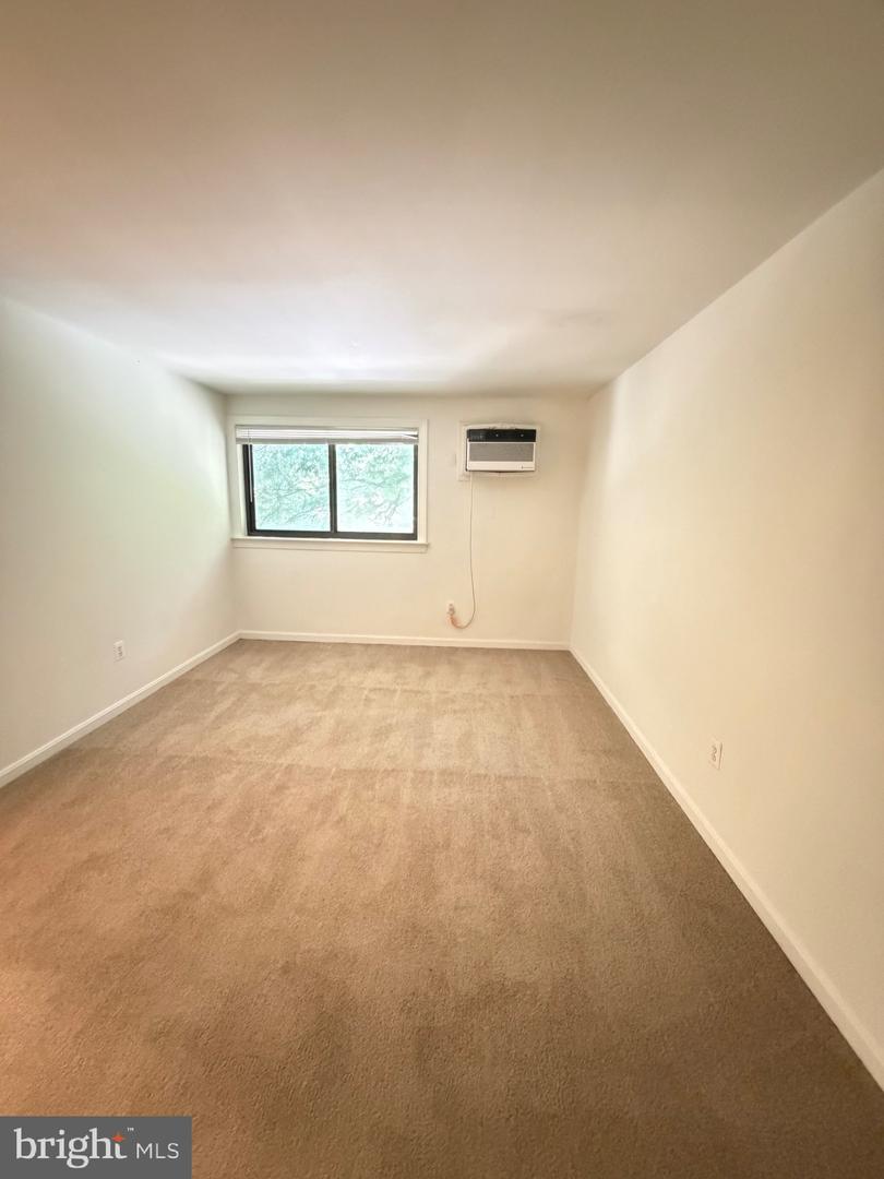 3107 Naylor Rd Se #301 Property Photo 8