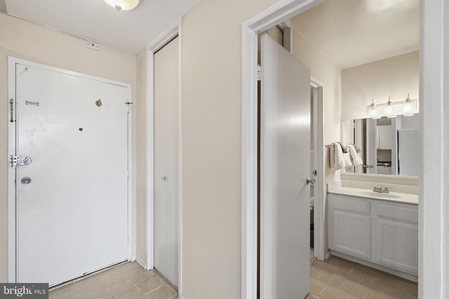 2800 Wisconsin Ave Nw #405 Property Photo 17