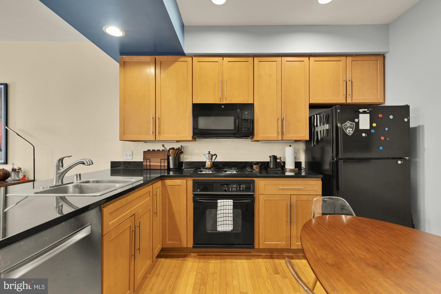 2363 Champlain St Nw #3 Property Photo 12