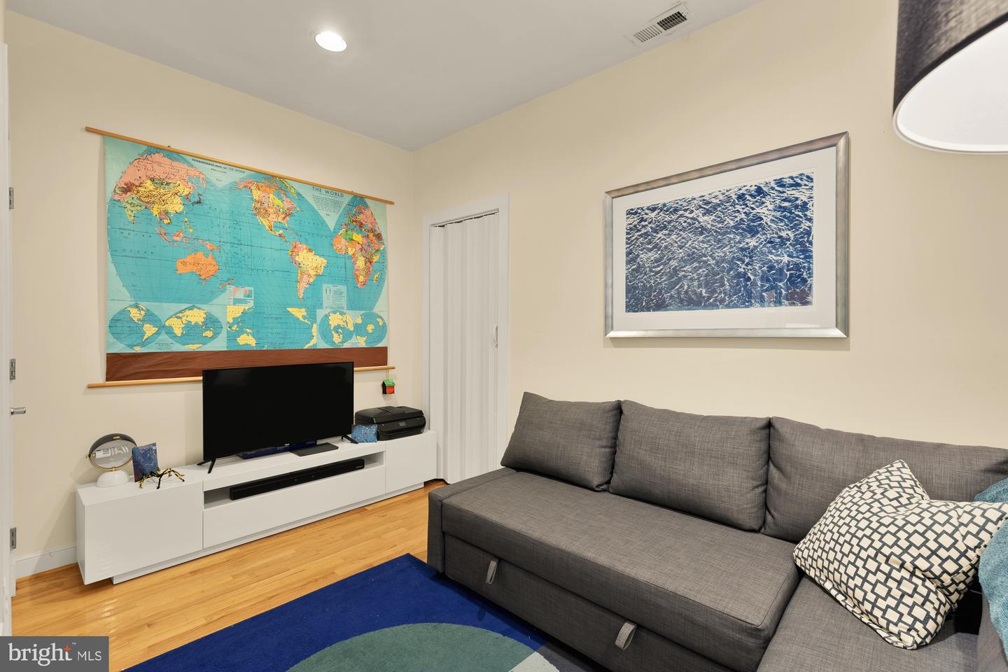 2363 Champlain St Nw #3 Property Photo 17