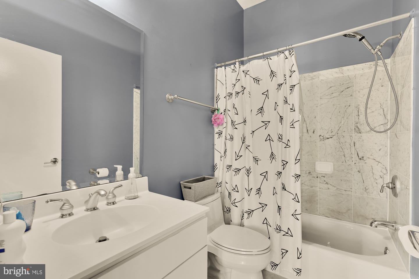2363 Champlain St Nw #3 Property Photo 27