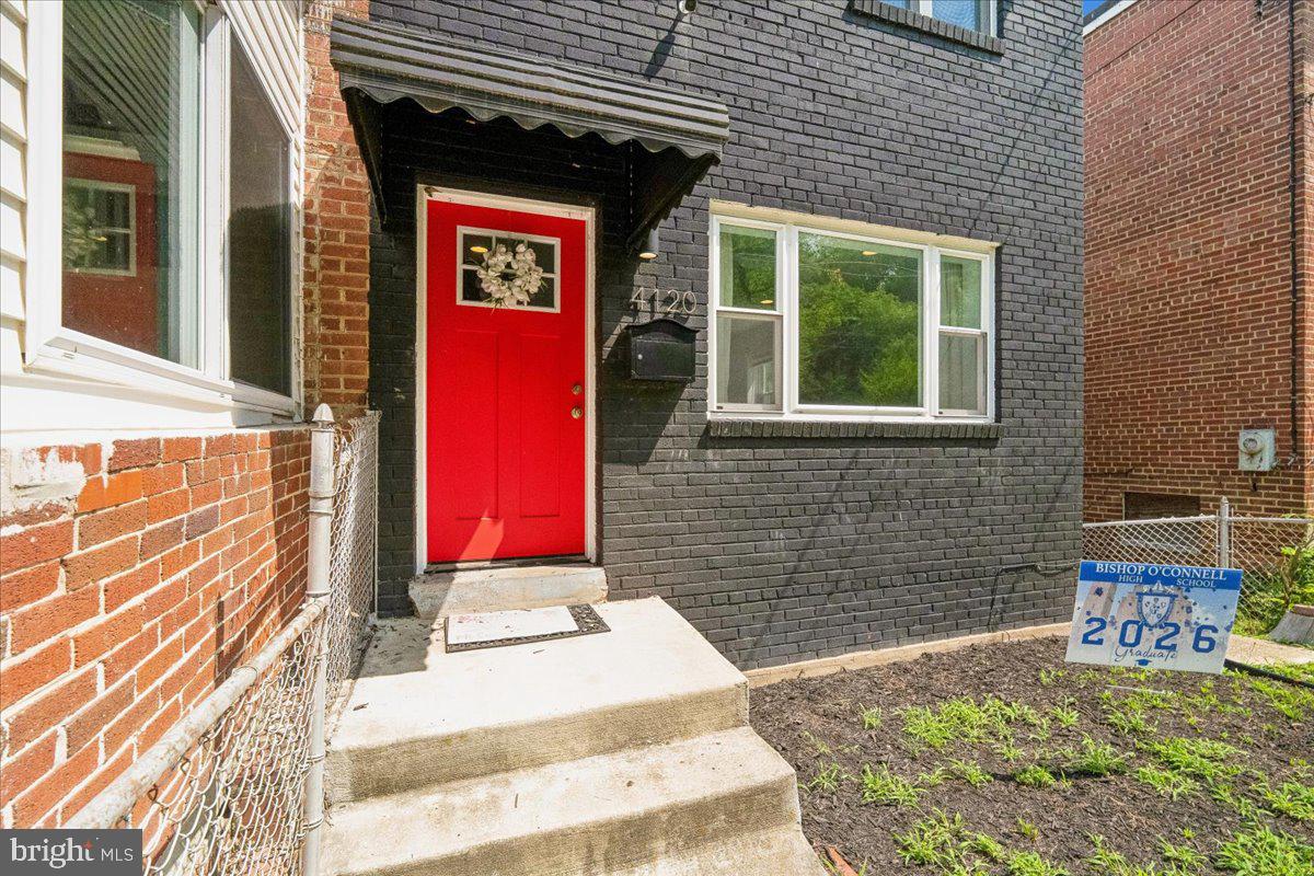 4120 E Capitol St Ne Property Photo 4
