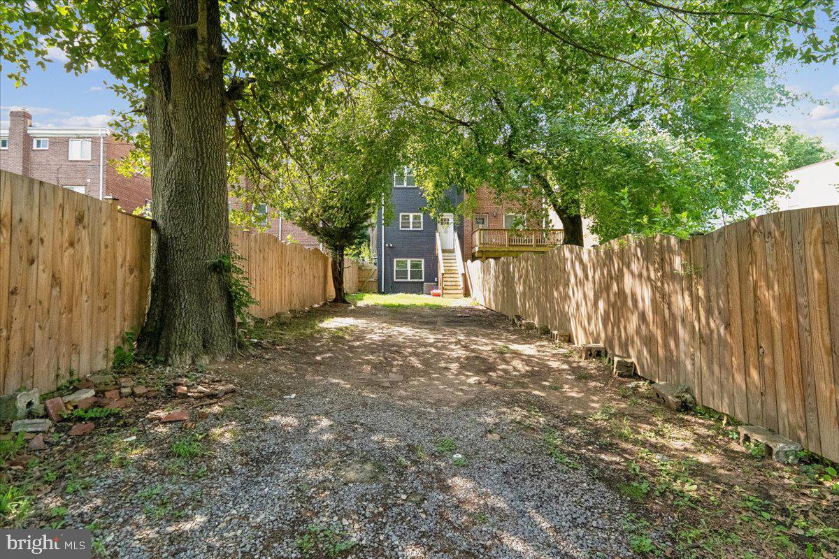 4120 E Capitol St Ne Property Photo 11