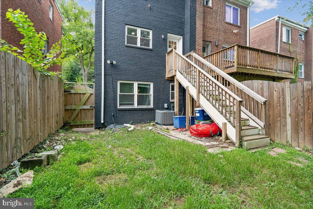 4120 E Capitol St Ne Property Photo 16