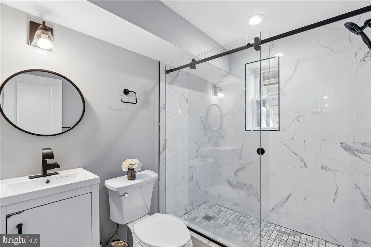 4120 E Capitol St Ne Property Photo 29