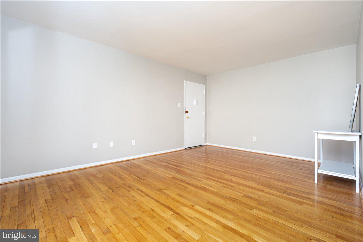 7054 Eastern Ave Nw #304 Property Photo 4