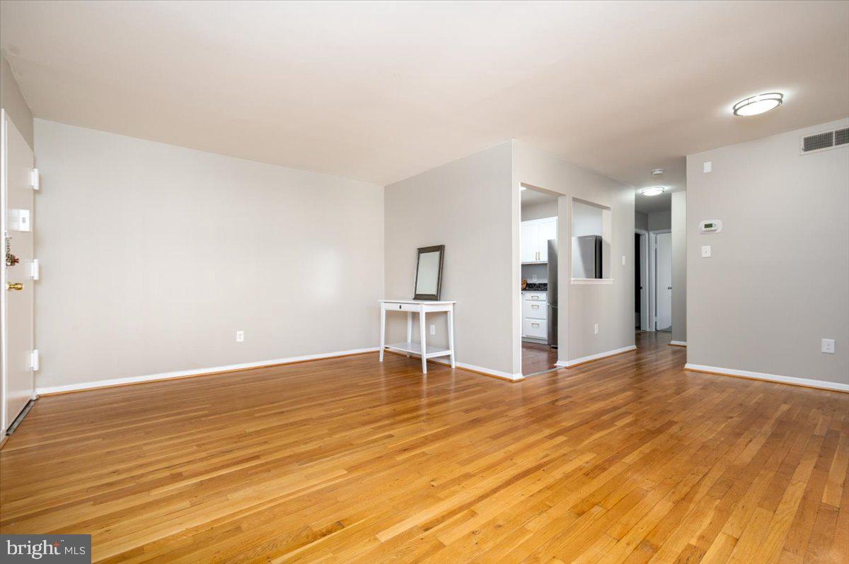 7054 Eastern Ave Nw #304 Property Photo 5