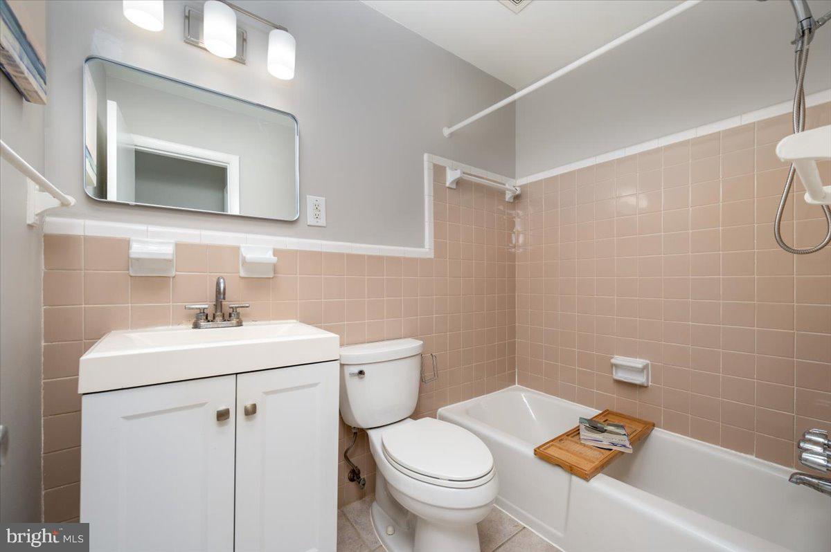 7054 Eastern Ave Nw #304 Property Photo 15