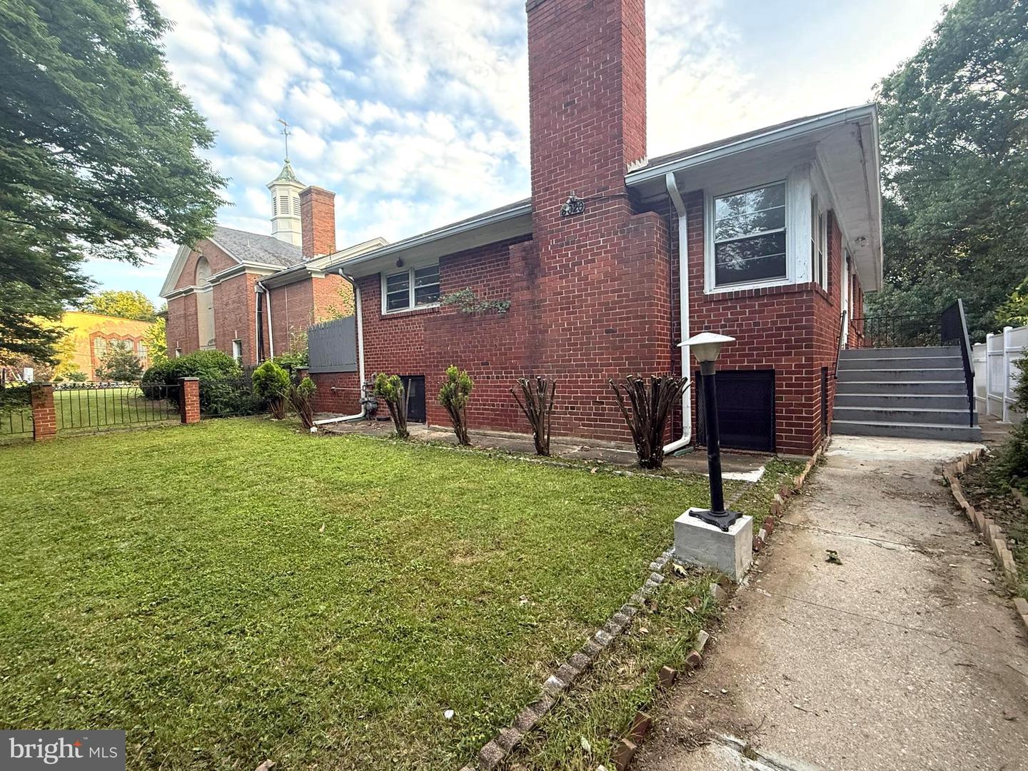 8020 EASTERN AVE NW Property Photo 1