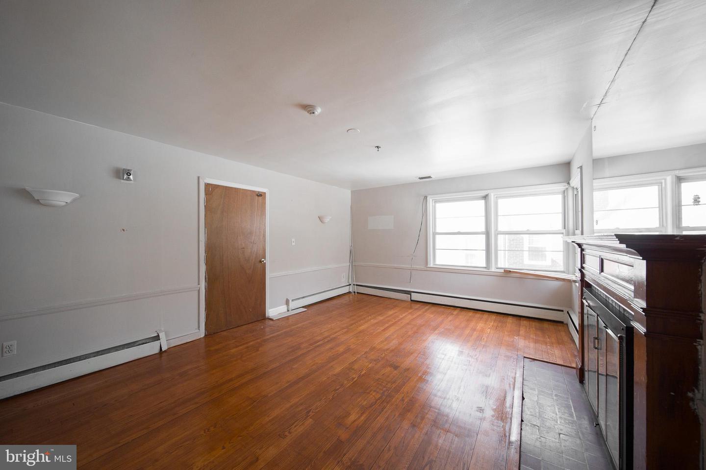 8020 Eastern Ave Nw Property Photo 9