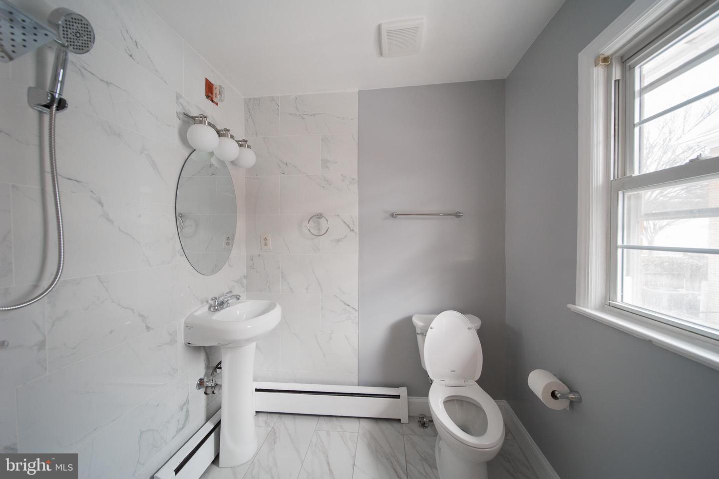 8020 Eastern Ave Nw Property Photo 22