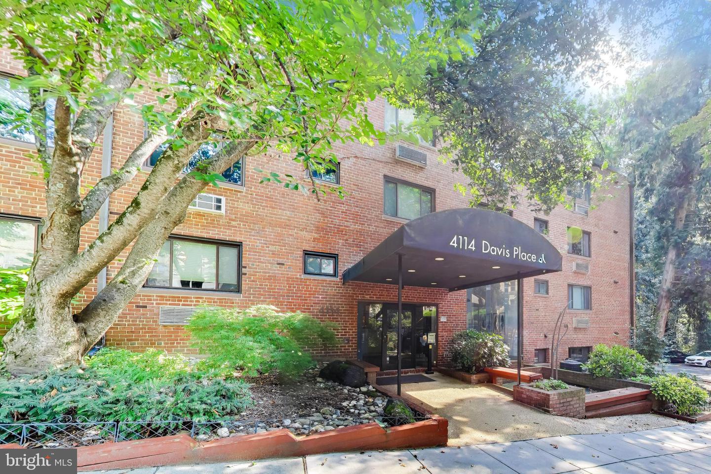 4114 Davis Pl Nw #315 Property Photo 1