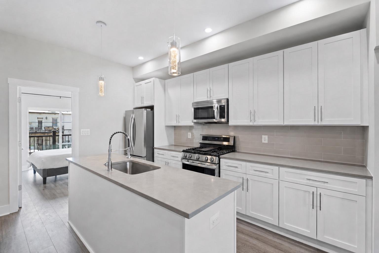 38 Randolph Pl Nw #b Property Photo 3