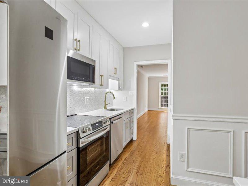 3217 Sutton Pl Nw #a Property Photo 8