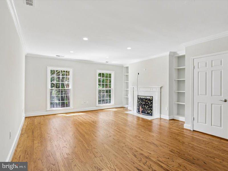 3217 Sutton Pl Nw #a Property Photo 12