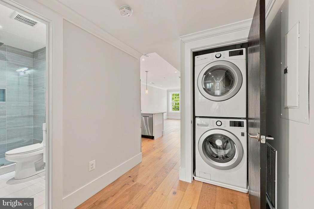530 Irving St Nw #2 Property Photo 12