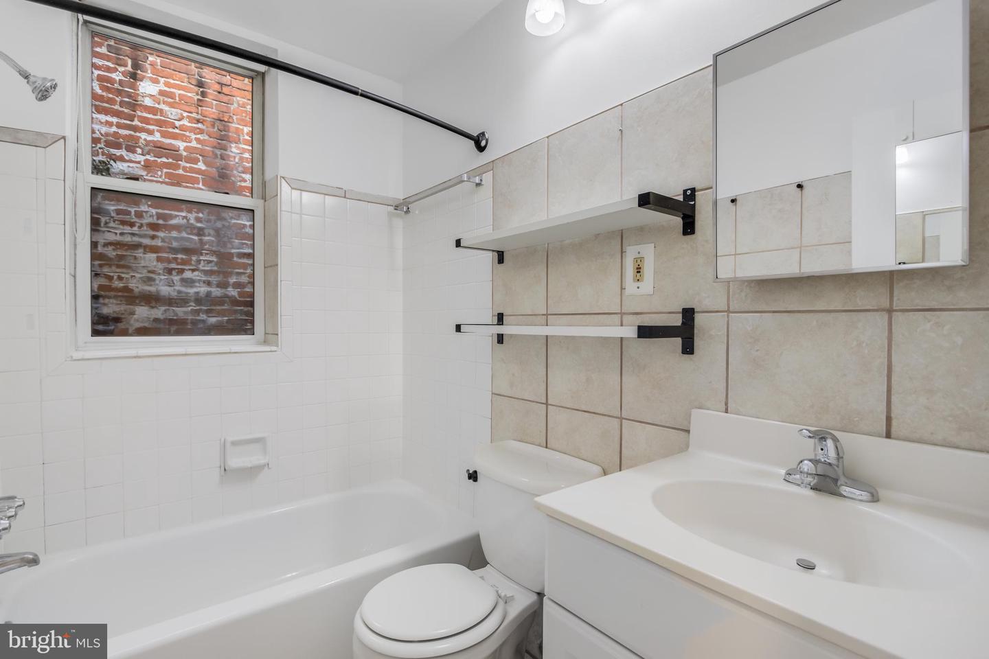 814 11th St Ne #unit A Property Photo 18