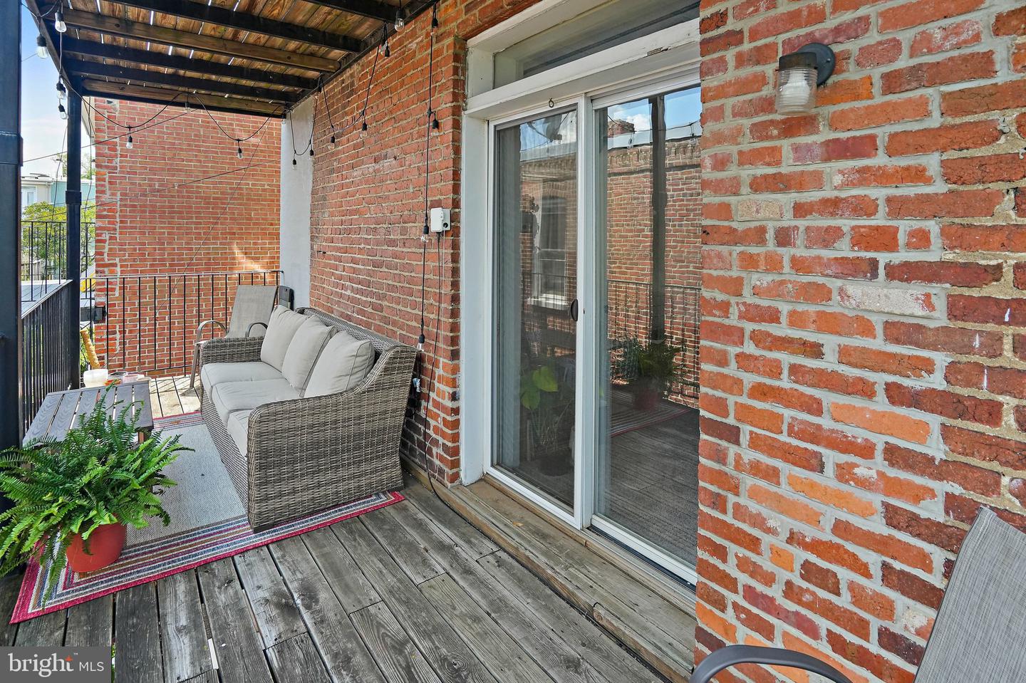 623 5th St Ne Property Photo 5