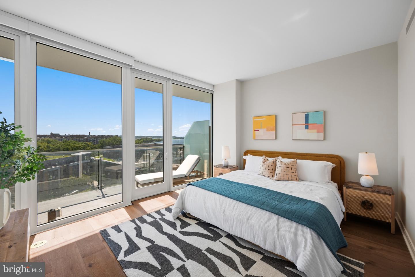 601 Wharf St Sw #903 Property Photo 8