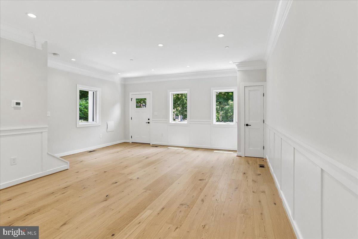 3929 Fulton St Nw #a Property Photo 17
