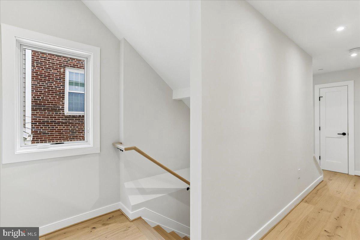3929 Fulton St Nw #a Property Photo 18