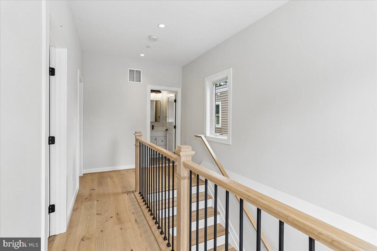 3929 Fulton St Nw #a Property Photo 19