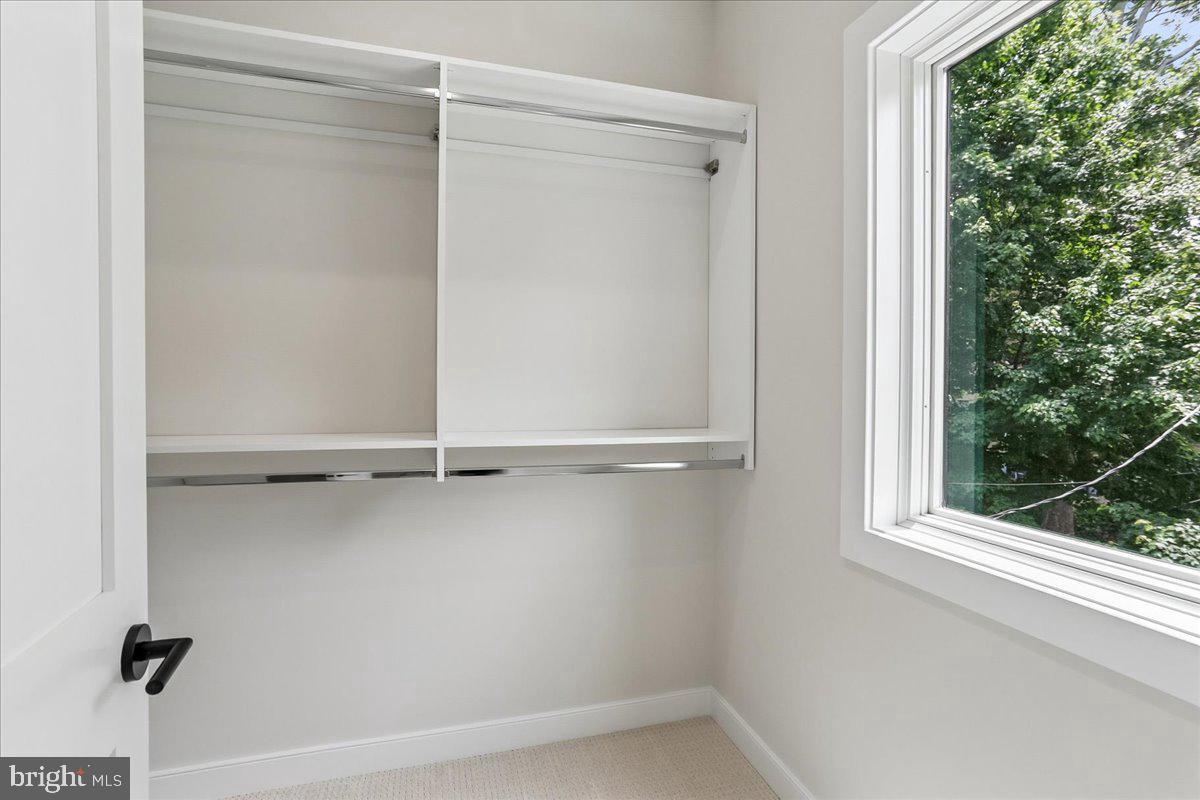 3929 Fulton St Nw #a Property Photo 23