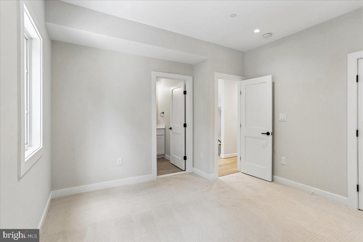 3929 Fulton St Nw #a Property Photo 27